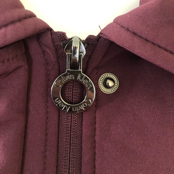 Calvin Klein waterproof jacket in plum size M - Picture 6 of 7